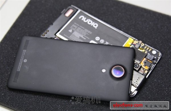 真值3456？拆開nubia Z5一探究竟